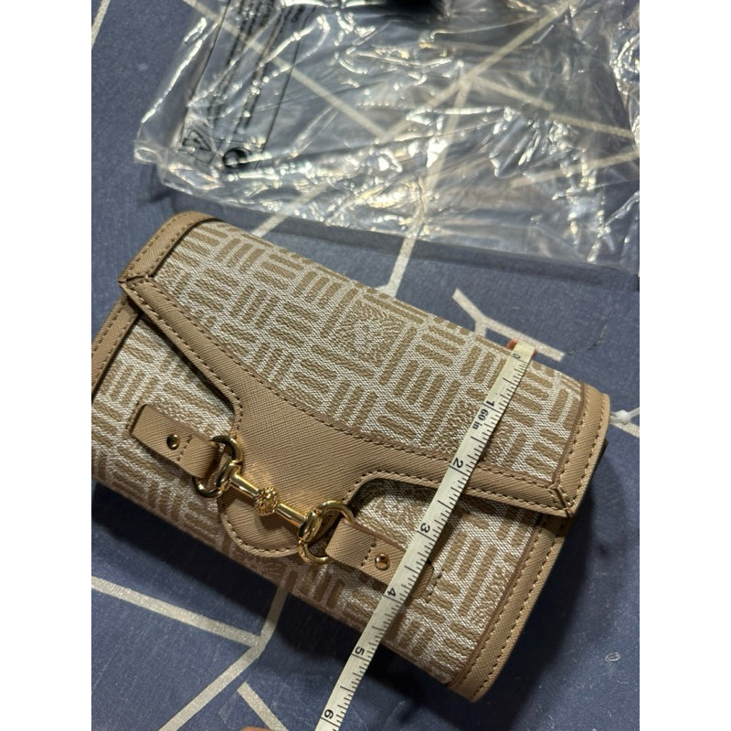 AUTHENTIC/ORIGINAL Anne Klein AK Truffle Logo Wallet on Chain Small Bag Beige