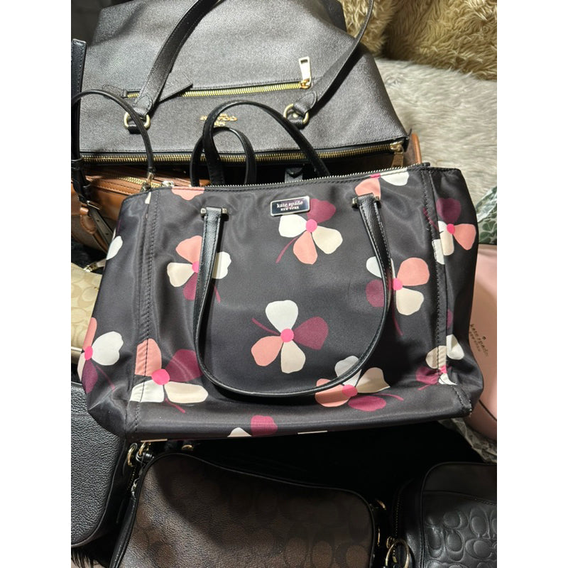 AUTHENTIC/ORIGINAL Preloved KateSpad Dawn Medium Satchel Daisy Floral Nylon Black Bag