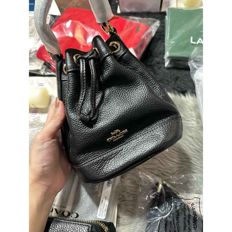 AUTHENTIC/ORIGINAL Coach Dempsey Drawstring Bucket Bag 15 in Black