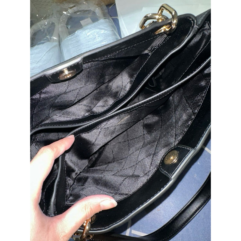 AUTHENTIC/ORIGINAL Michael K0rs MK Trisha Large Pebbled Leather Shoulder Bag Black