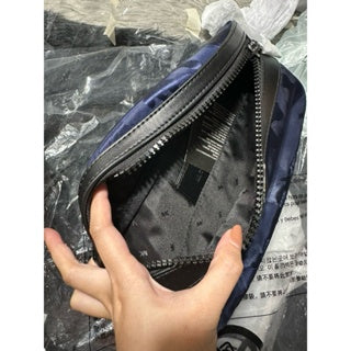 AUTHENTIC/ORIGINAL MK Kent Sport Camo Jacquard Belt Men Bag
