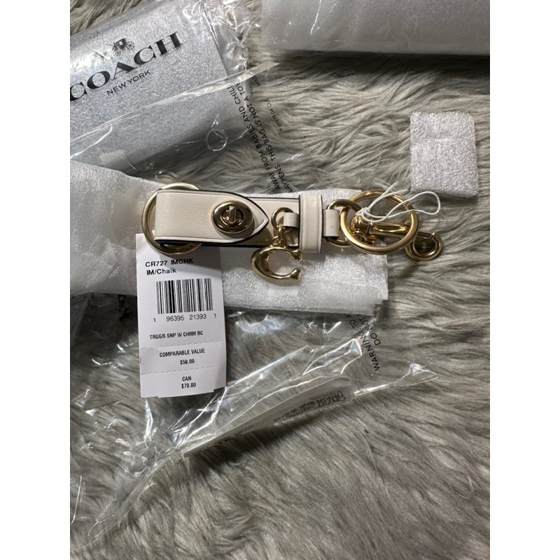 AUTHENTIC/ORIGINAL COACH Trigger Snap Bag Charm Keychain in White