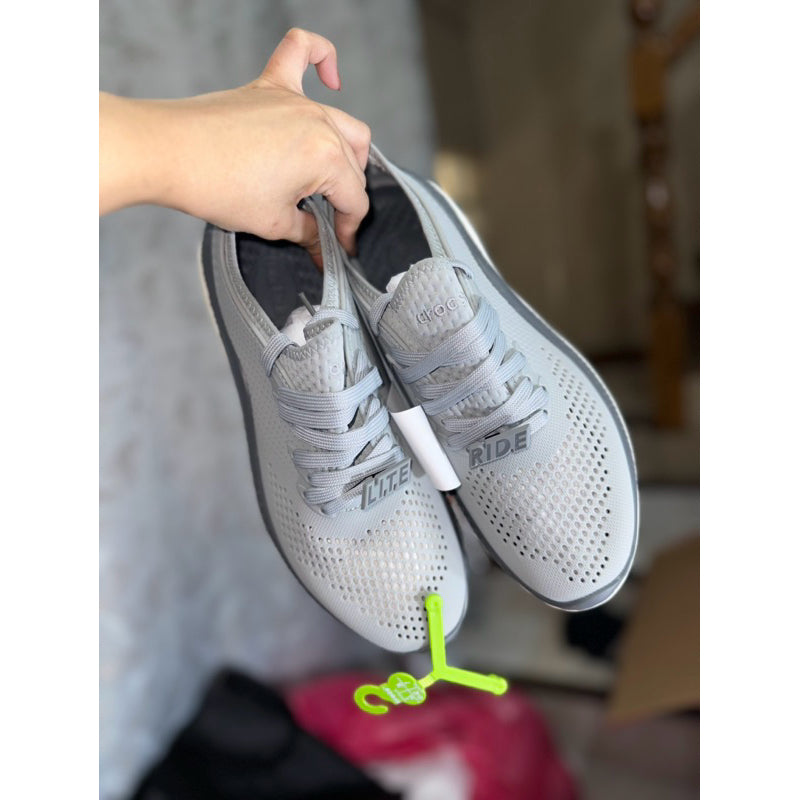 AUTHENTIC/ORIGINAL Crocs Men’s LiteRide 360 Pacer Shoes in Light Grey