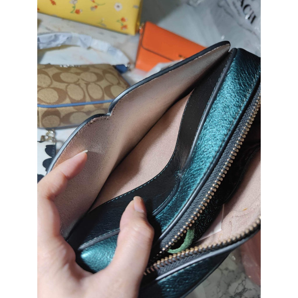 SALE! ❤️ AUTHENTIC/ORIGINAL KateSpade Preloved candid metallic leopard medium camera bag