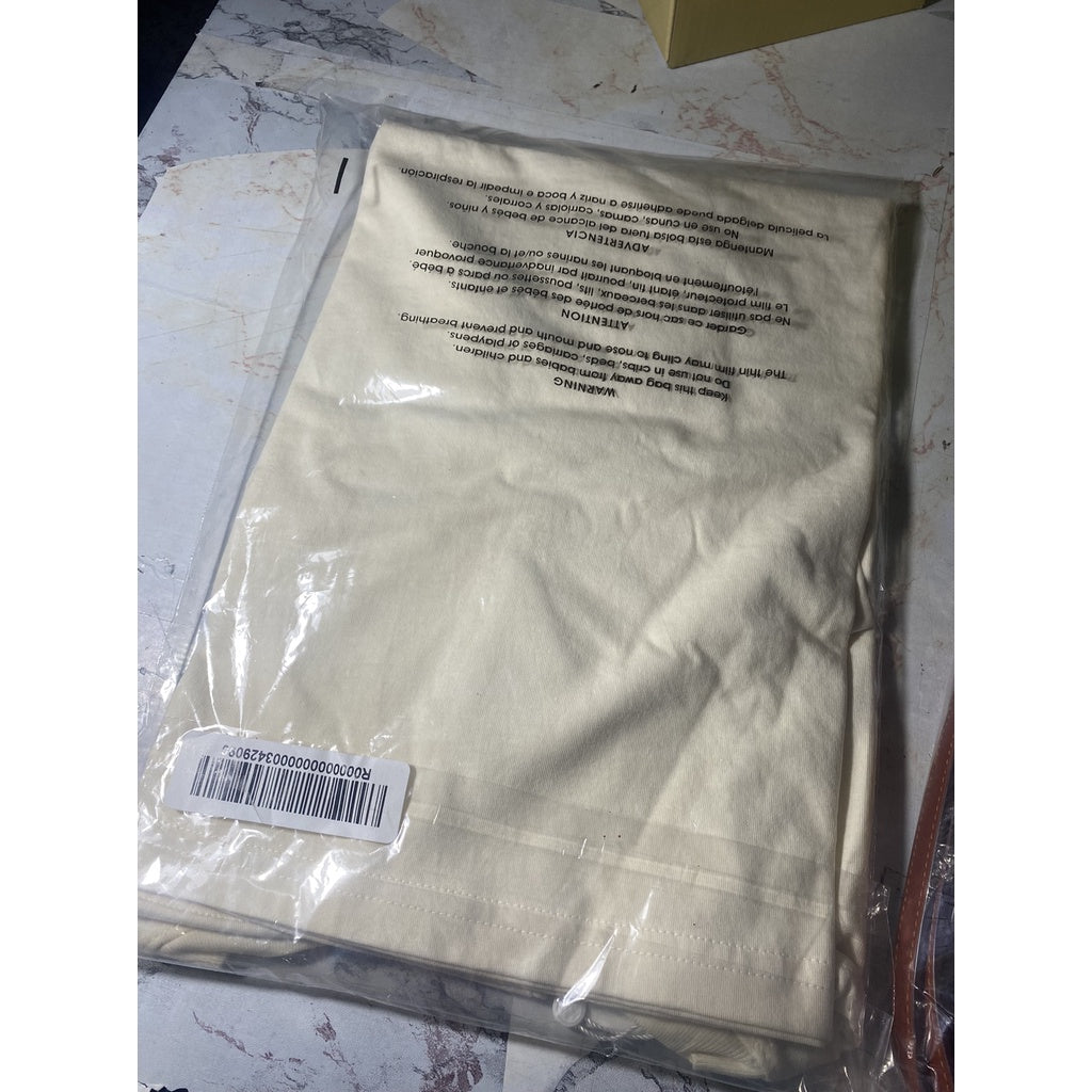 SALE! ❤️ AUTHENTIC/ORIGINAL Tory Burch Retail Olive You T-Shirt in Size Large ONLY