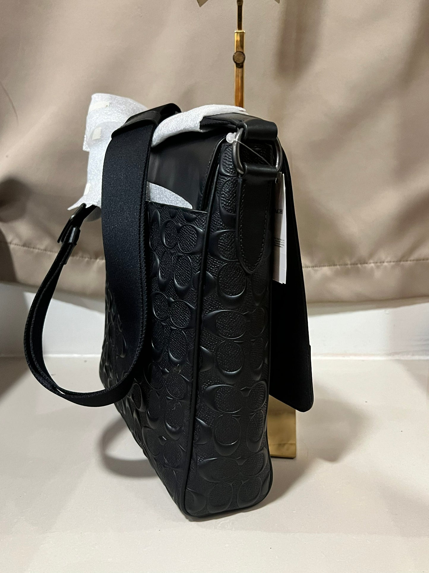 ORIG & IMPORTED CCH Houston Flap Map Men Black Bag In Signature Leather