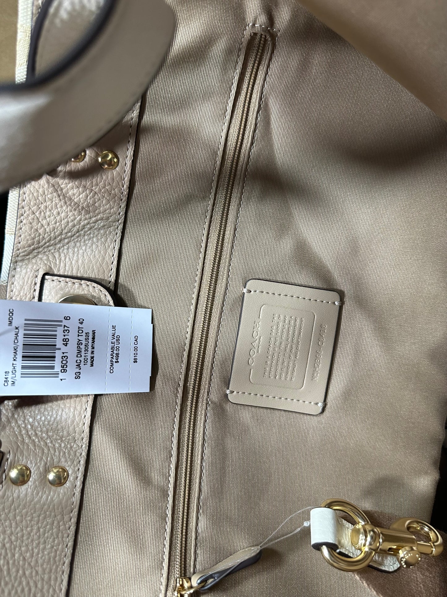 AUTHENTIC/ORIGINAL COACH Dempsey Large Tote Bag 40 In Signature Jacquard With Stripe And Coach Patch in LIGHT KHAKI CHALK