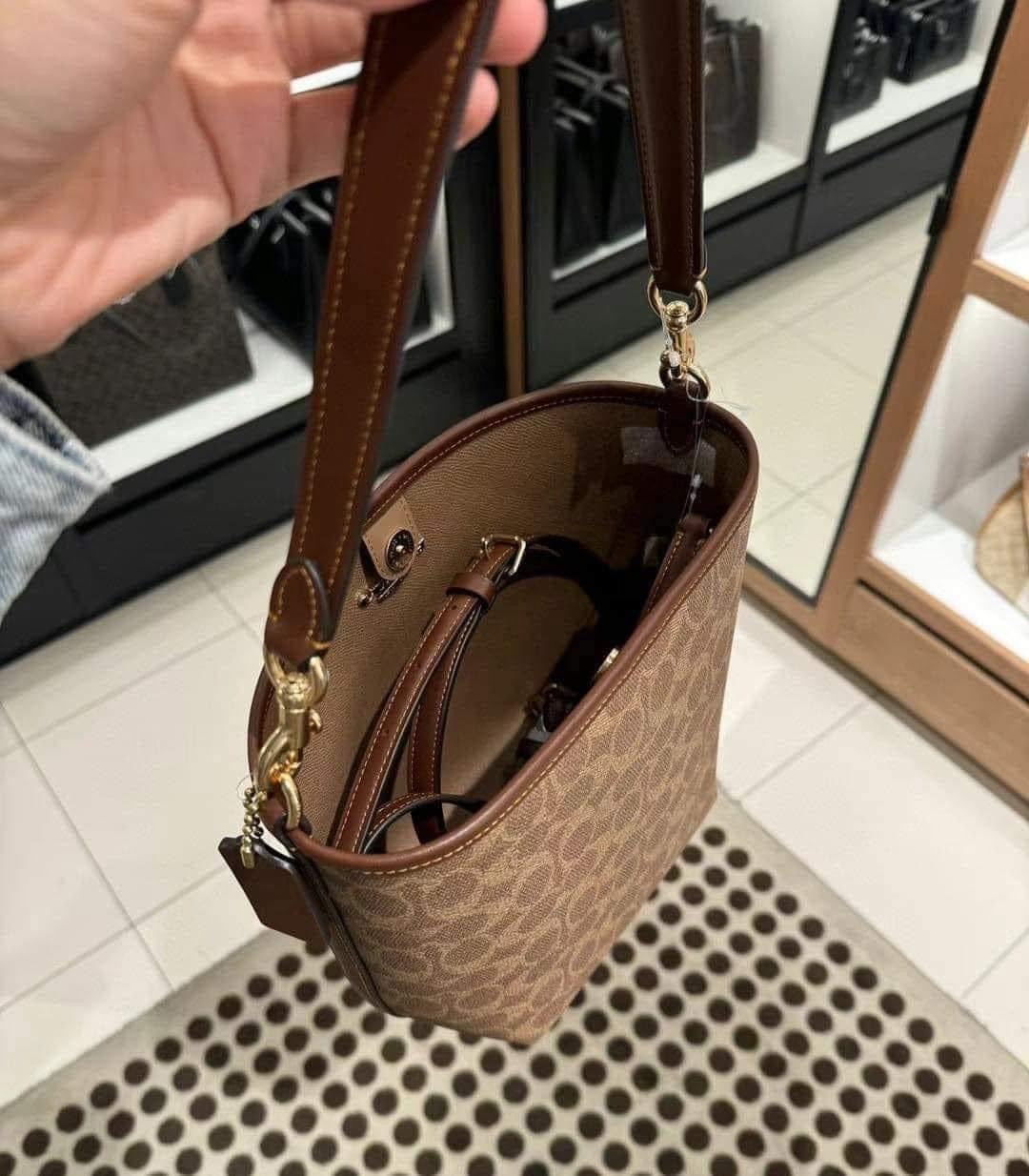 Authentic Coach brown popular bucket bag. Like new.