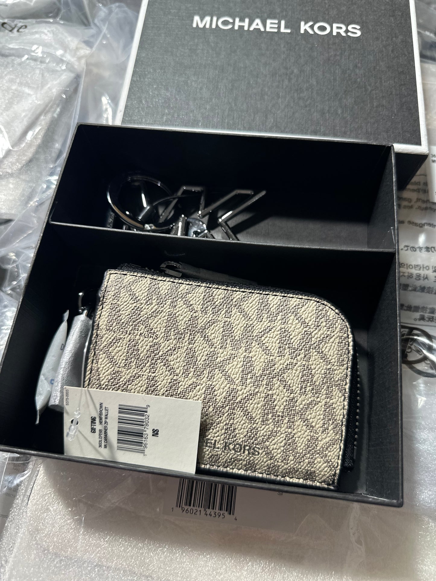 AUTHENTIC/ORIGINAL Michael K0rs MK Logo Men's Wallet and Keychain Gift Set