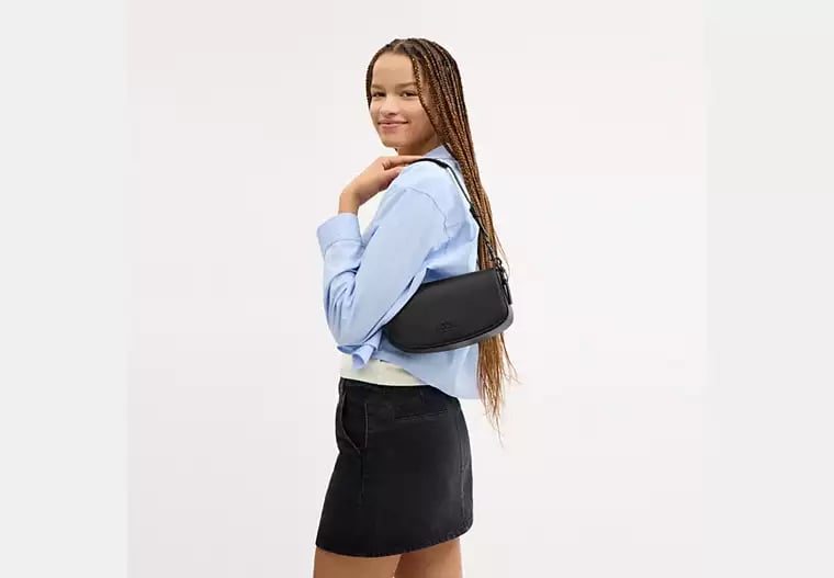 AUTHENTIC/ORIGINAL COACH Andrea Shoulder Bag
