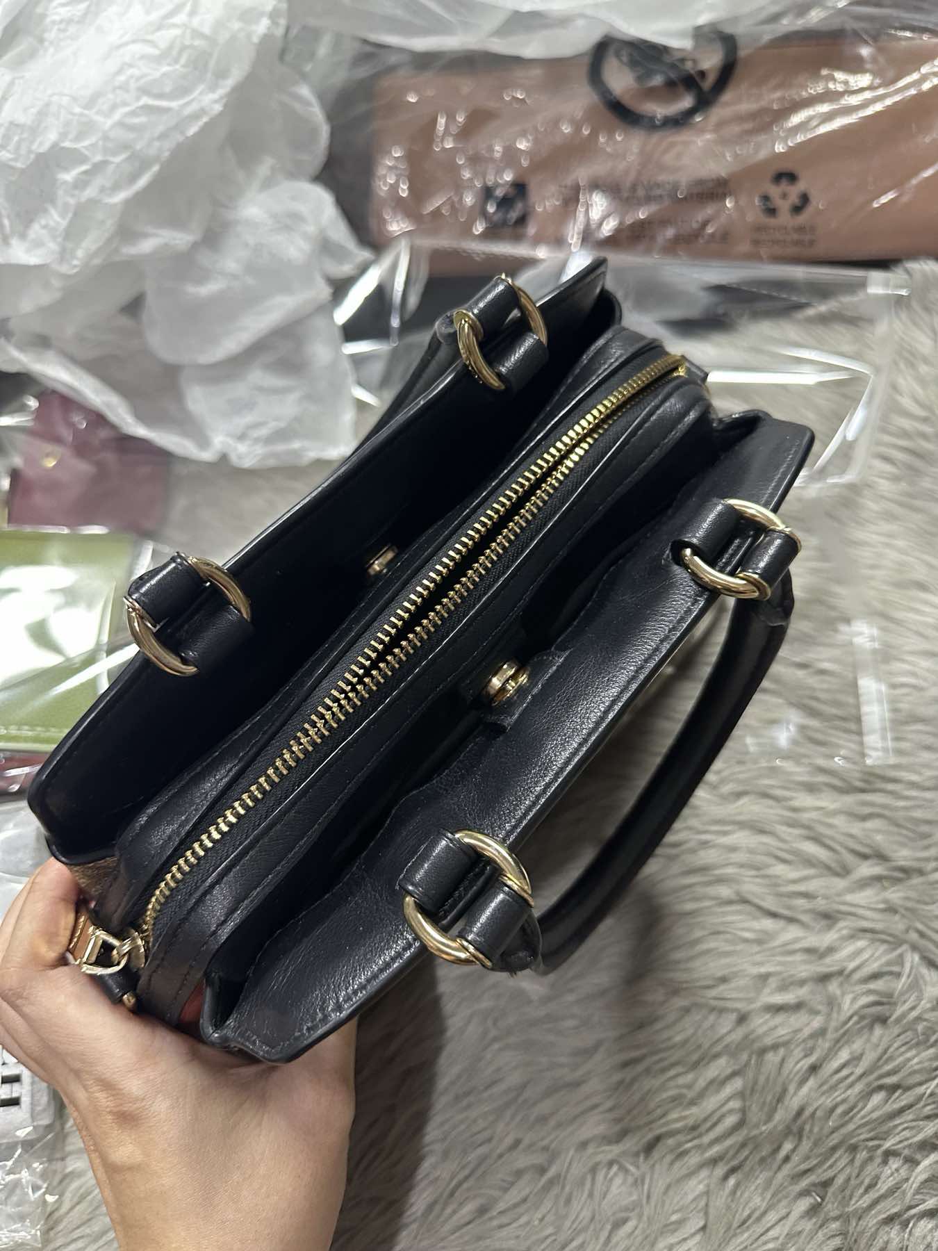 AUTHENTIC/ORIGINAL Preloved Coach Mini Lillie Carryall Bag In Colorblock Khaki