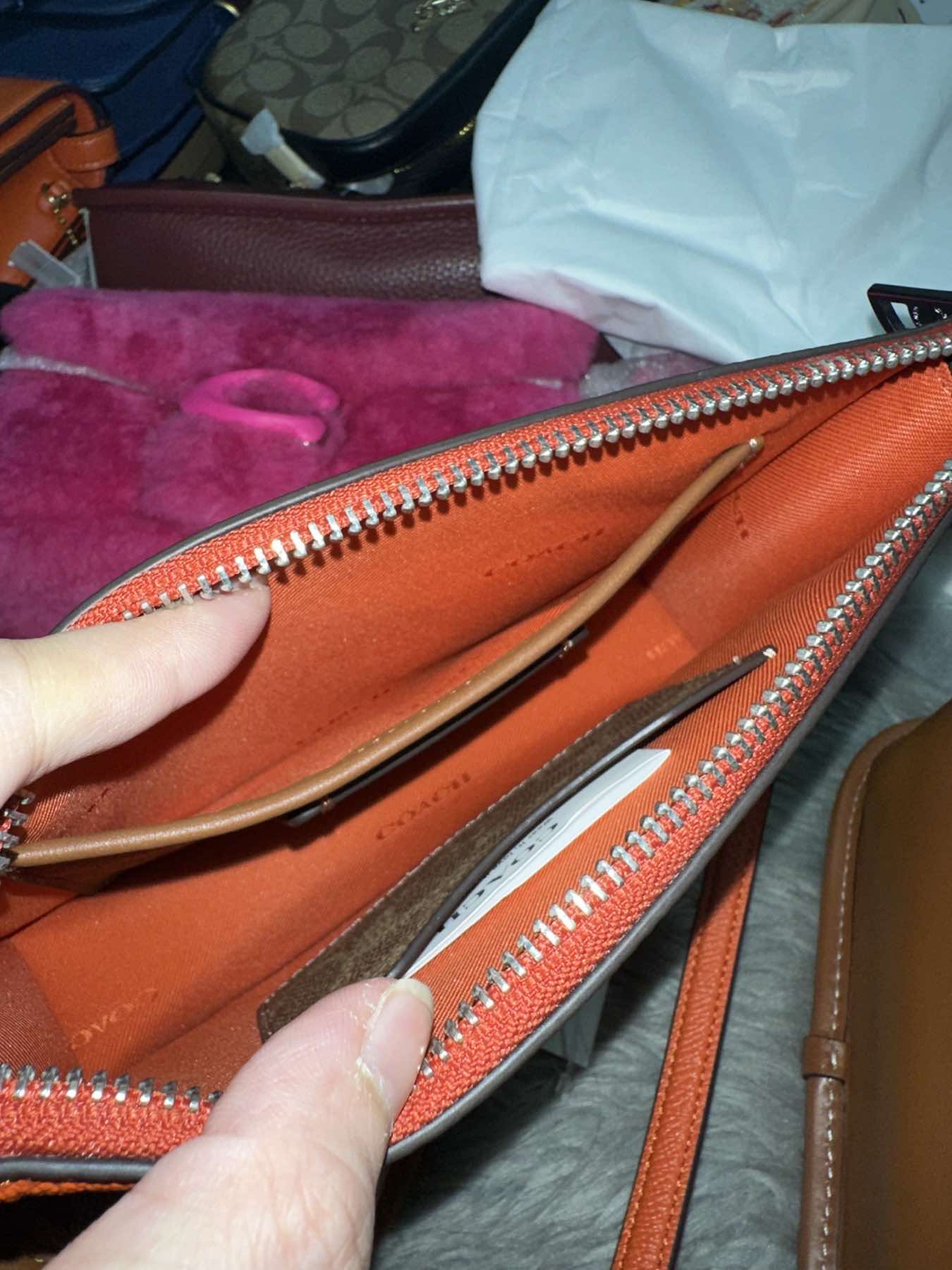 AUTHENTIC/ORIGINAL Coach Retail Pouch Small Bag With Signature Canvas Interior ORANGE