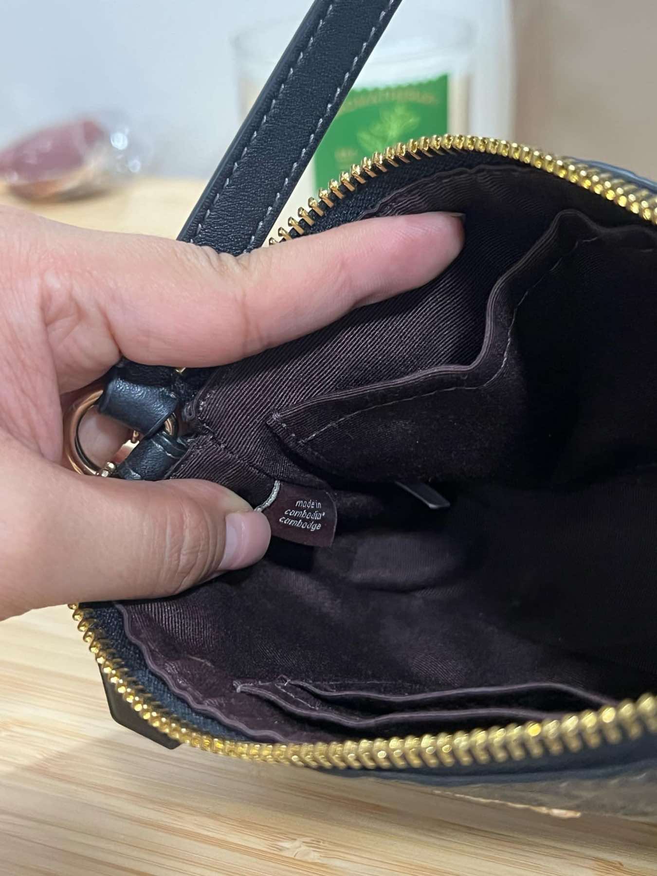 AUTHENTIC/ORIGINAL Preloved Coach Nolita 19 Signature Leather Small Bag Black Black