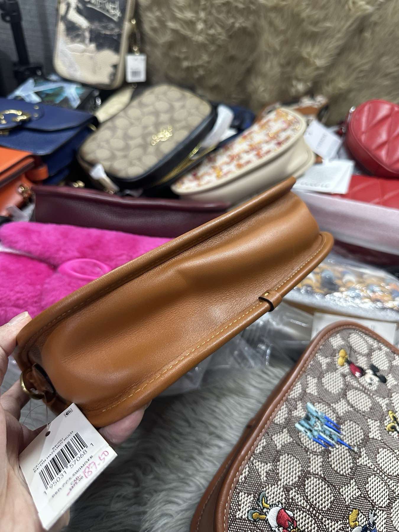 AUTHENTIC/ORIGINAL Coach Swinger Bag In Rainbow Signature Canvas
