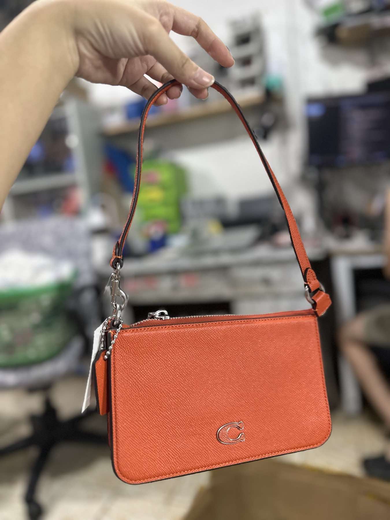AUTHENTIC/ORIGINAL Coach Retail Pouch Small Bag With Signature Canvas Interior ORANGE