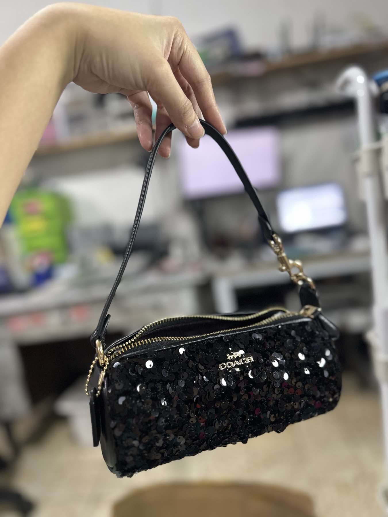 AUTHENTIC/ORIGINAL Coach Nolita Barrel Small Bag Sequence Black