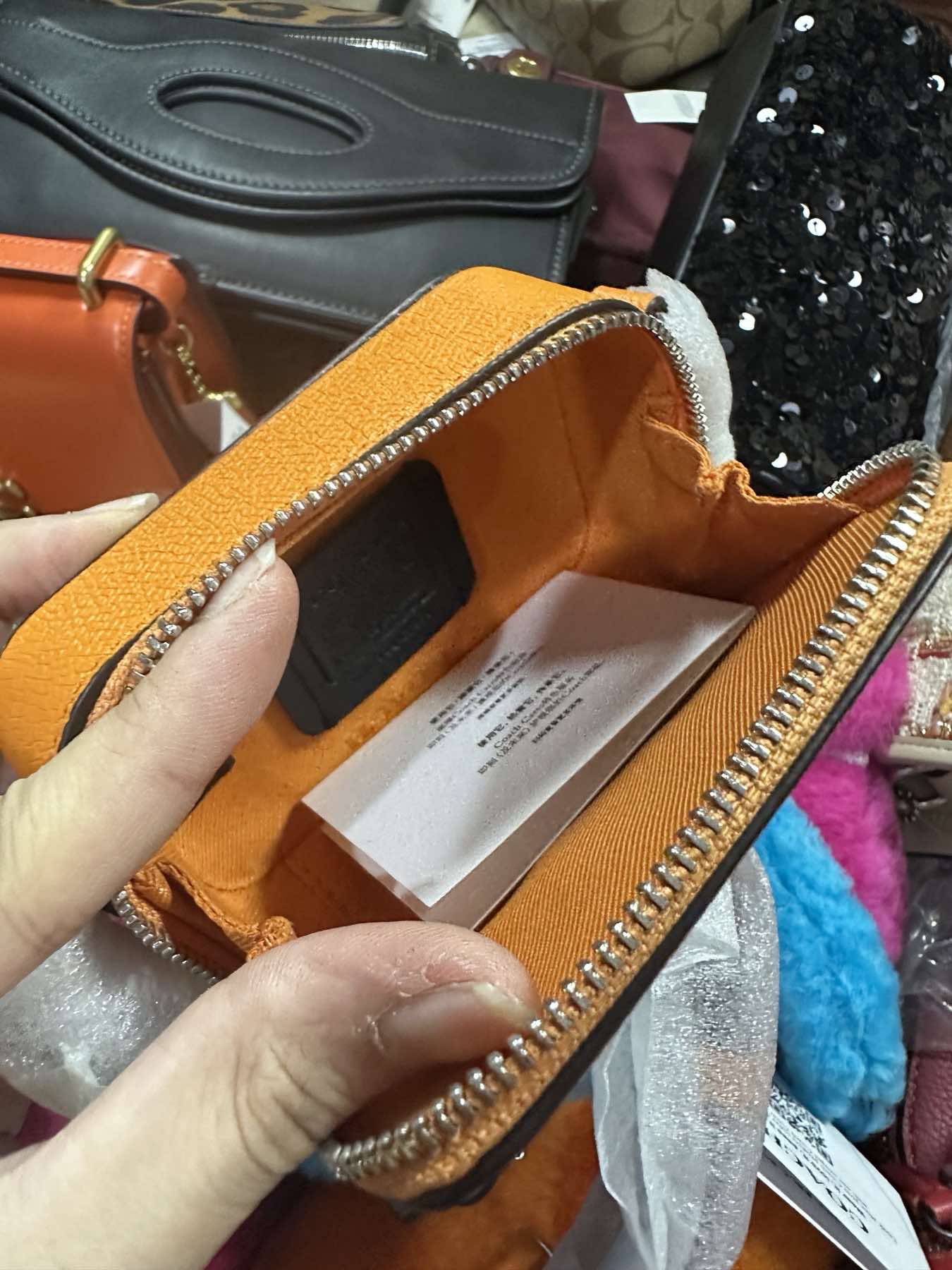 AUTHENTIC/ORIGINAL Coach Retail Crossbody Small Wallet Pouch Bag Orange/Blue