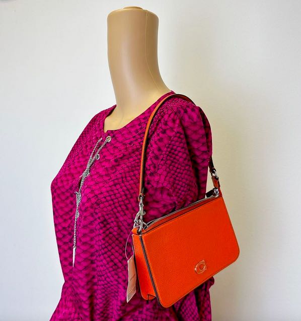 AUTHENTIC/ORIGINAL Coach Retail Pouch Small Bag With Signature Canvas Interior ORANGE