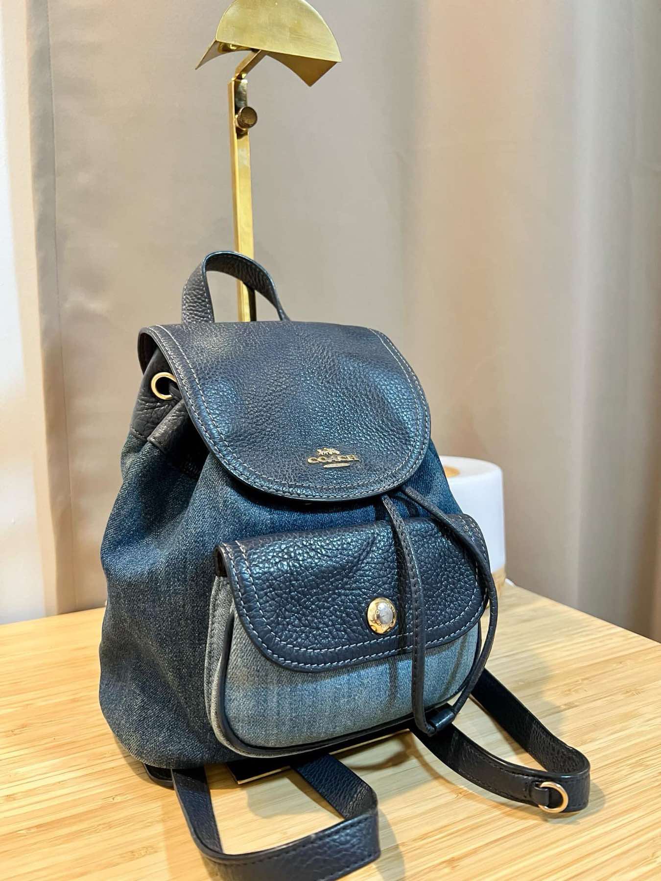 AUTHENTIC/ORIGINAL Preloved Coach Pennie Backpack 22 Denim Navy Blue Small Bag