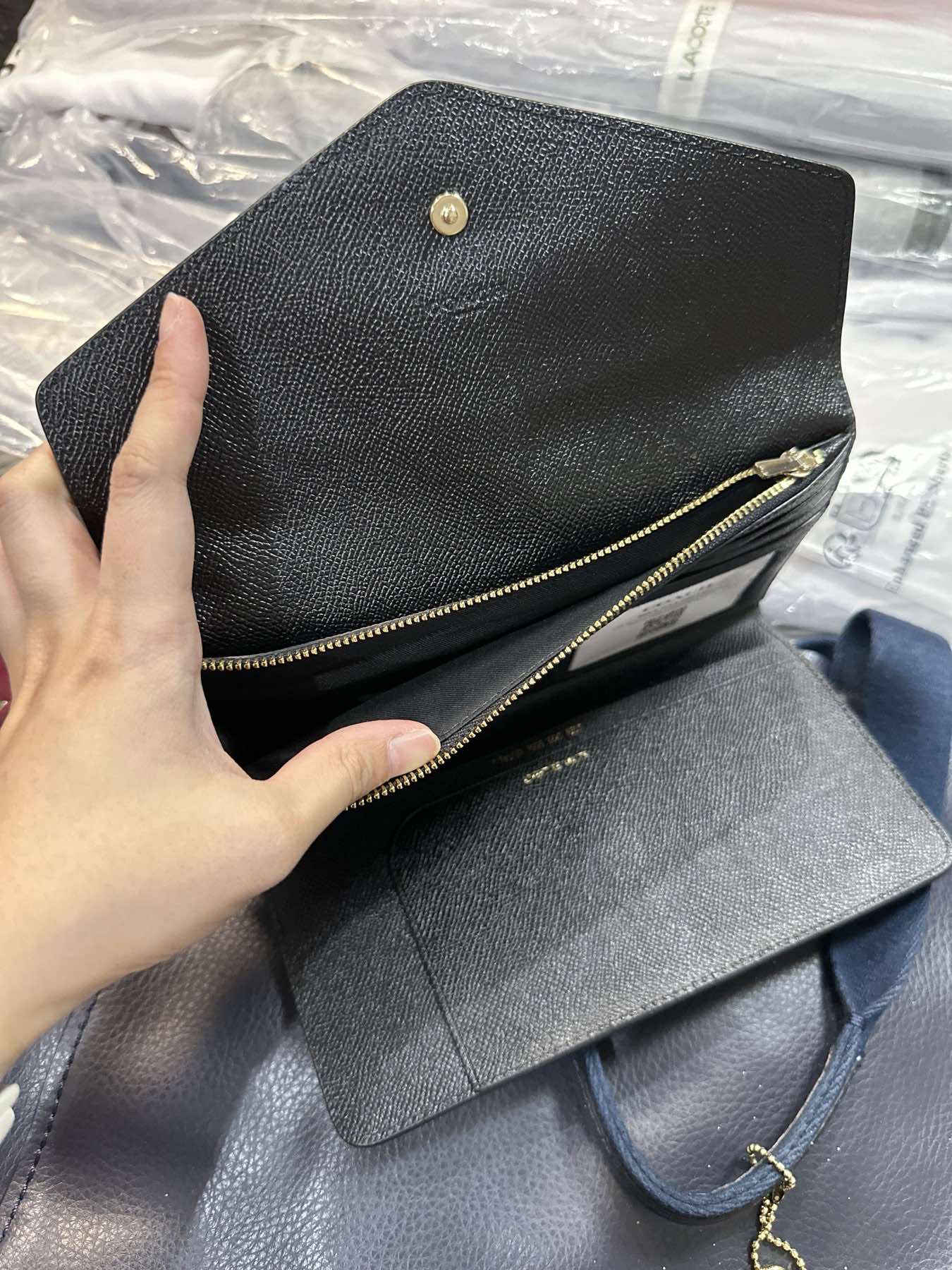 AUTHENTIC/ORIGINAL Coach Travel Slim Envelope Large Wallet Black