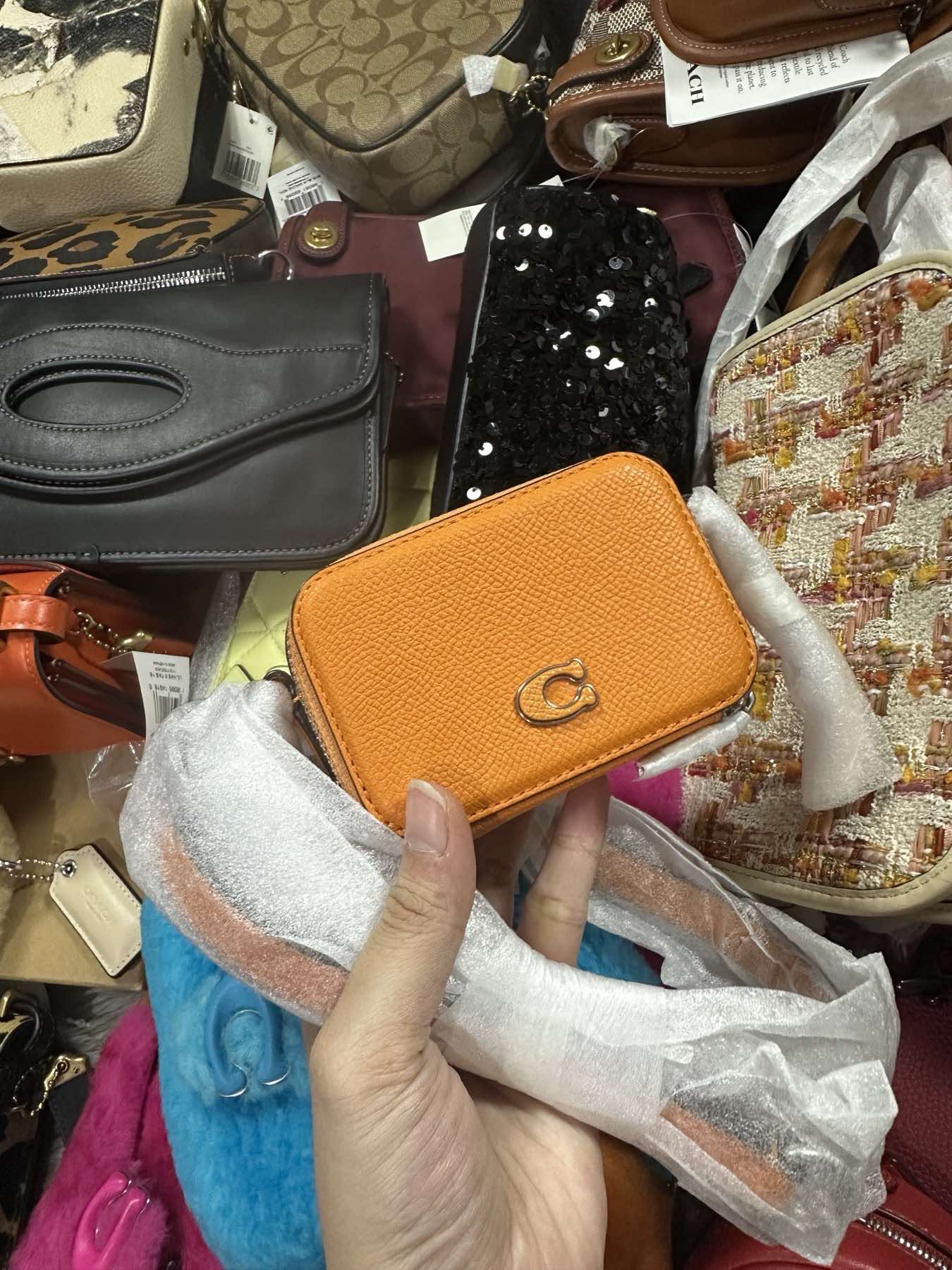 AUTHENTIC/ORIGINAL Coach Retail Crossbody Small Wallet Pouch Bag Orange/Blue