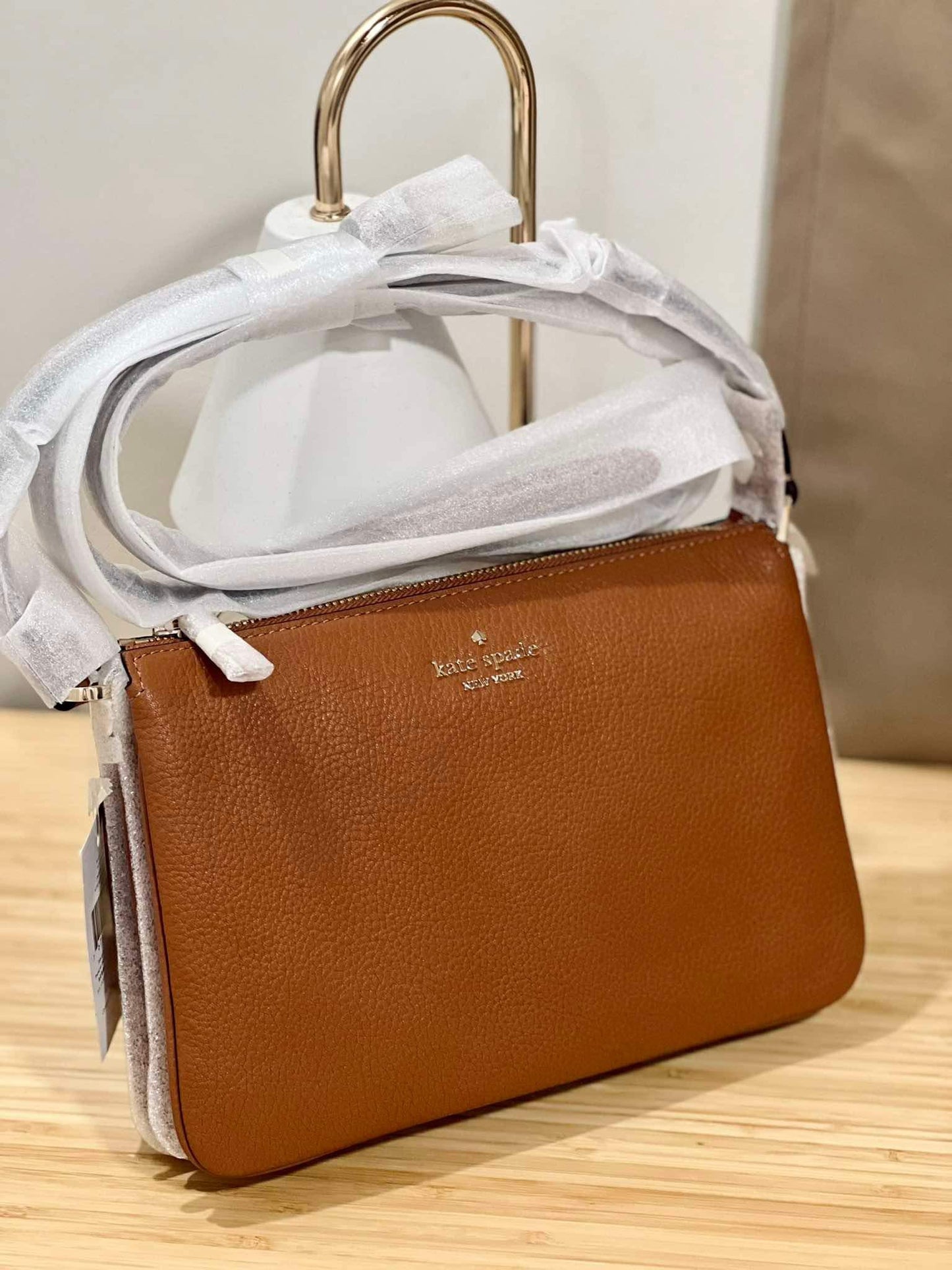 AUTHENTIC/ORIGINAL KateSpade KS Leila Triple Gusset Crossbody Bag Brown