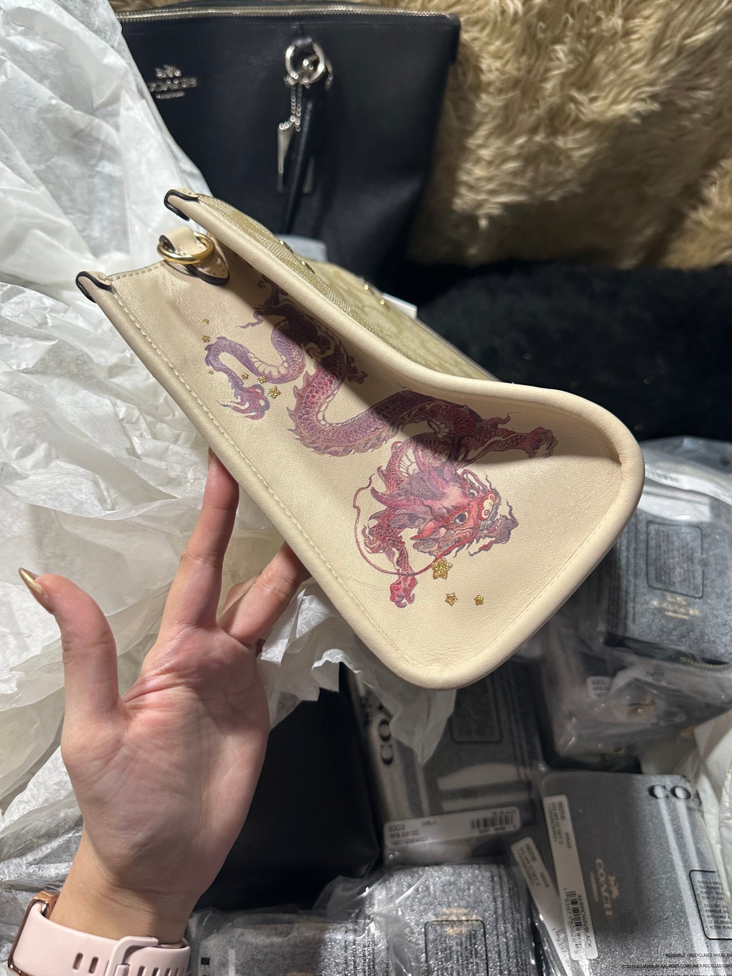AUTHENTIC/ORIGINAL Coach New Year Dempsey Tote 22 With Dragon Beige Bag
