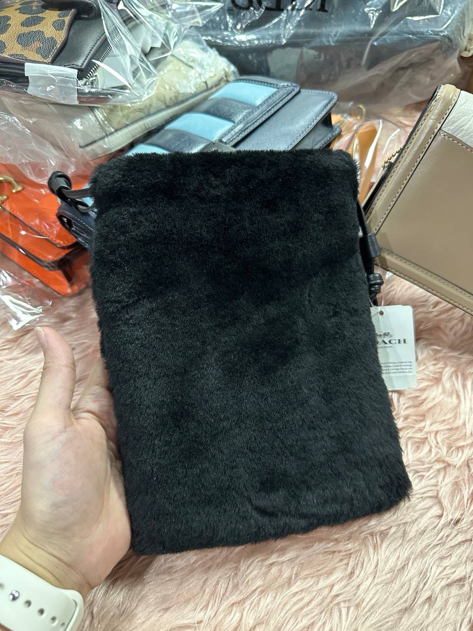 ORIG & IMPORTED COACH Drawstring Pouch In Shearling Fur Black Small Chain Bag