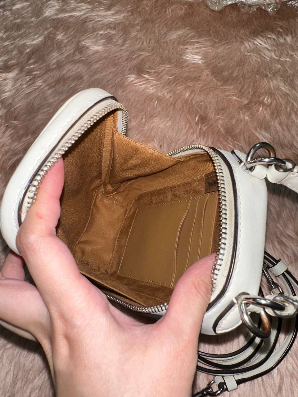 ORIG Preloved COACH Eva Phone Crossbody Small White Bag