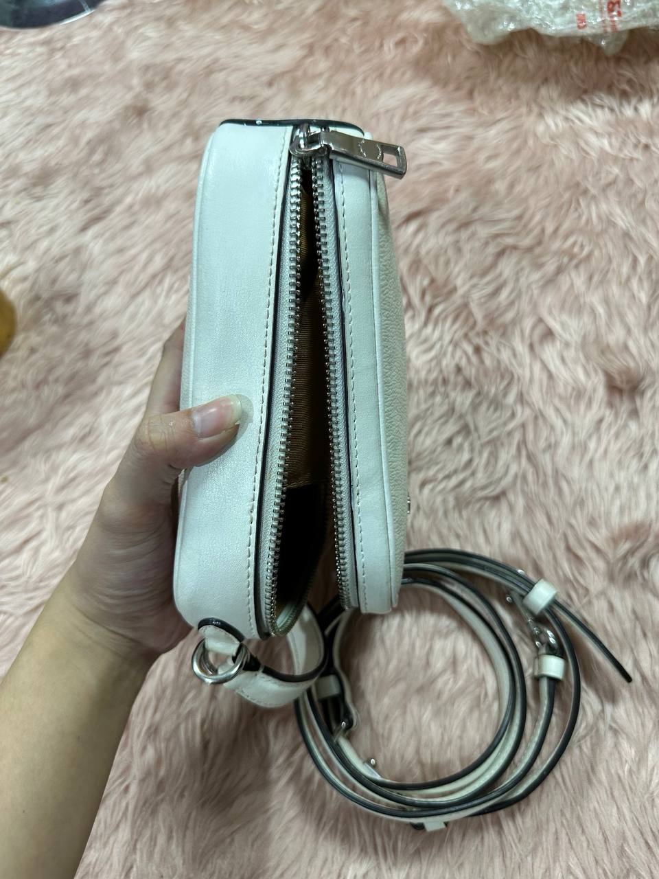ORIG Preloved COACH Eva Phone Crossbody Small White Bag