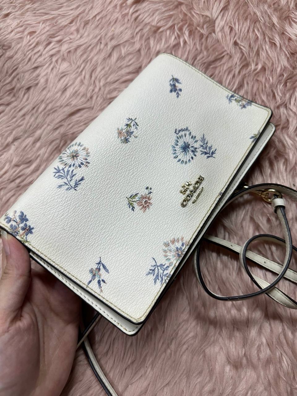 ORIG Preloved COACH Anna Foldover Crossbody Clutch Small White Bag Dandelion Floral Print