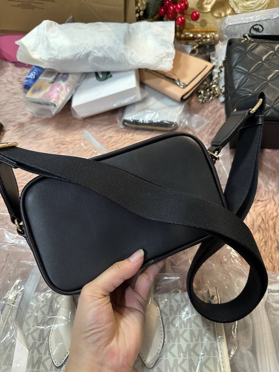 ORIG & IMPORTED Michael Kors MK Bradshaw Extra-Small XS Camera Crossbody Bag Black Brown