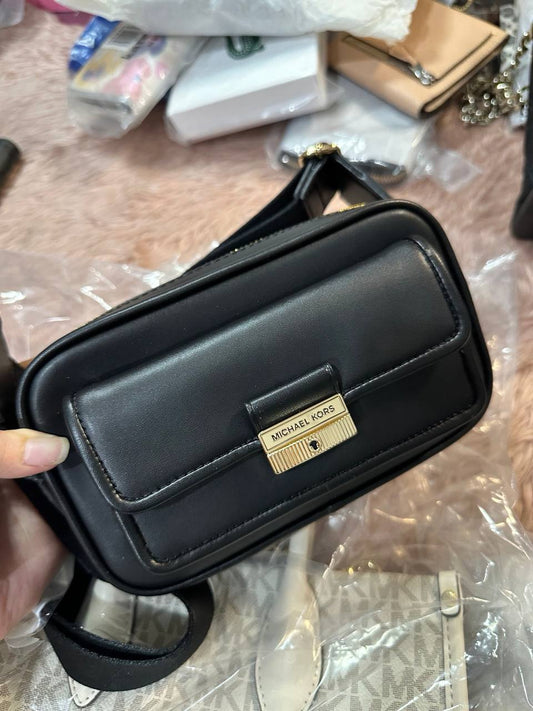 ORIG & IMPORTED Michael Kors MK Bradshaw Extra-Small XS Camera Crossbody Bag Black Brown