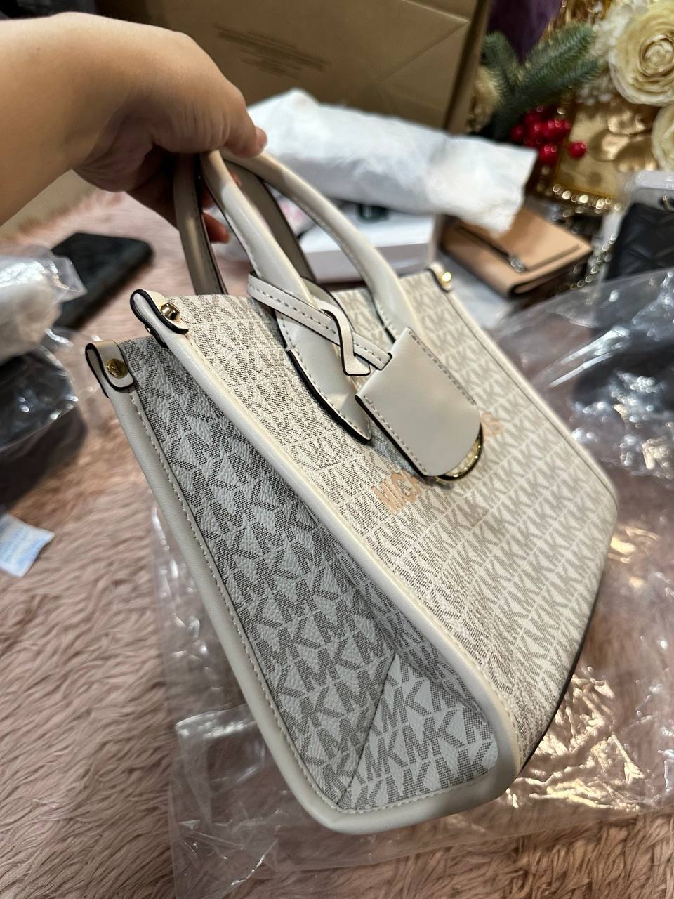 ORIG & IMPORTED Michael Kors MK Mirella Small Signature Logo Crossbody Bag Vanilla White
