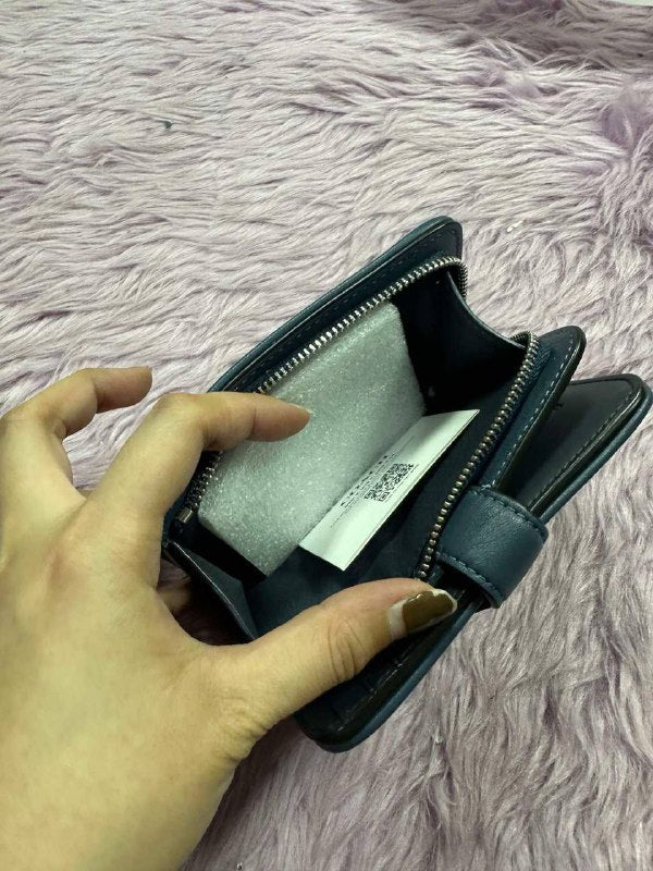 ORIG & IMPORTED Coach Retail Tabby Medium Wallet Blue/Green