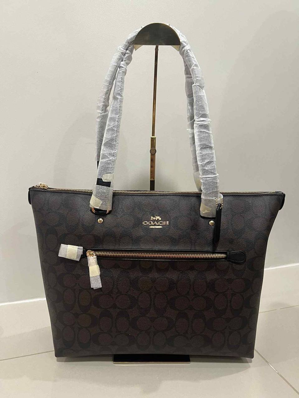 ORIG & IMPORTED Coach Gallery Tote Large Bag In Signature Canvas Brown/Black