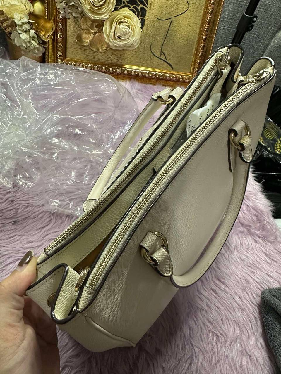 ORIG Preloved Coach Surrey Carryall Satchel White Bag