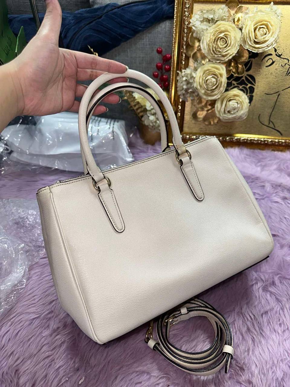 ORIG Preloved Coach Surrey Carryall Satchel White Bag