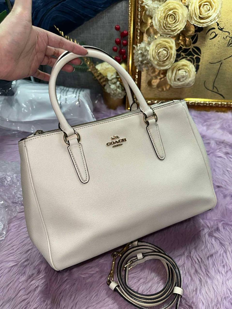 ORIG Preloved Coach Surrey Carryall Satchel White Bag