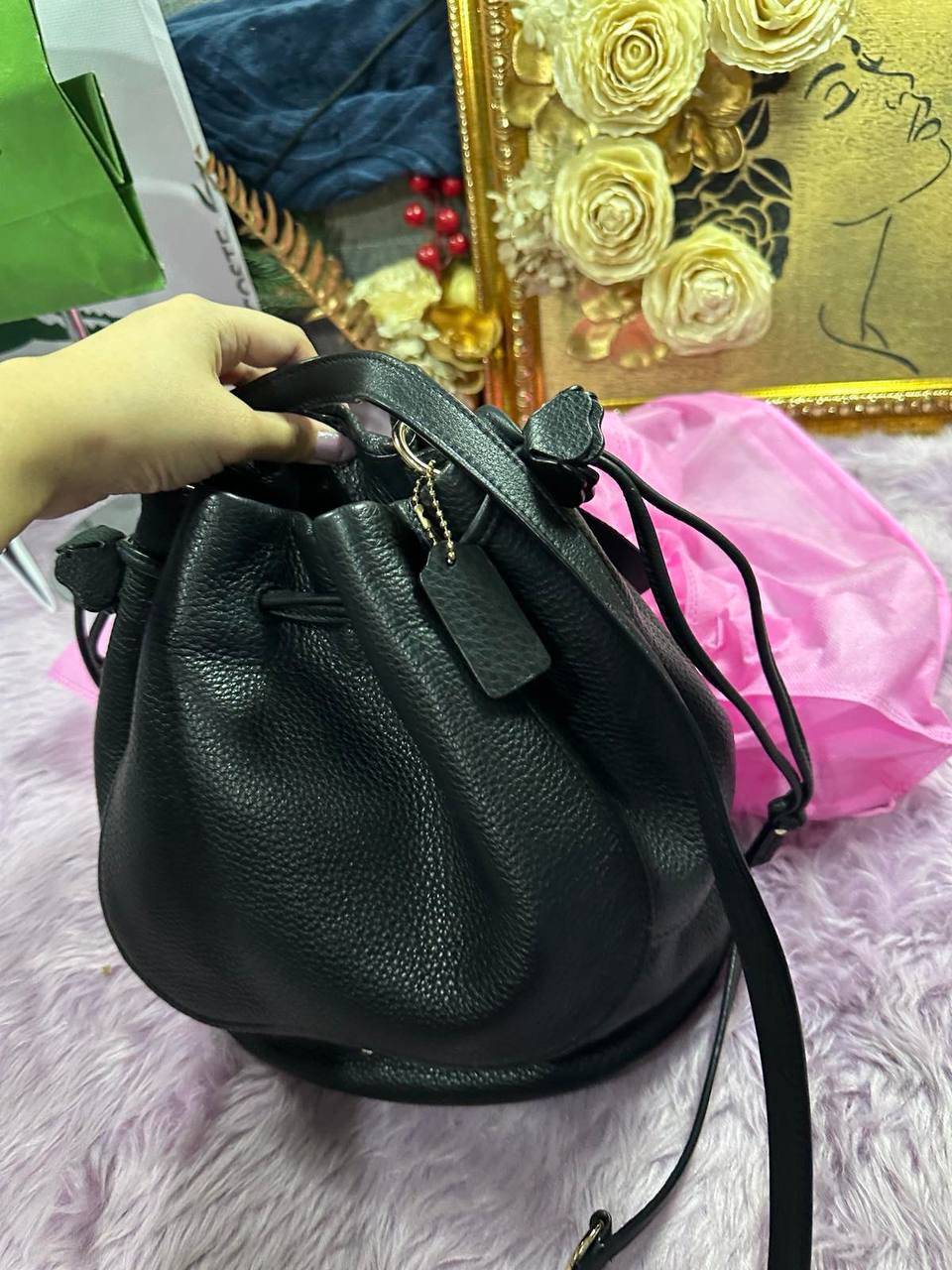 ORIG Preloved RARE Coach Petal Bag 22 Small Bucket Black Bag