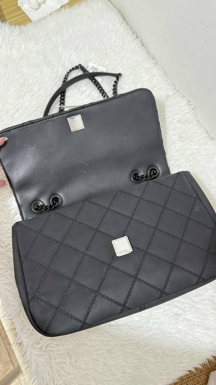 ORIG Preloved Tory Burch Willa Matte Medium Shoulder Bag Black