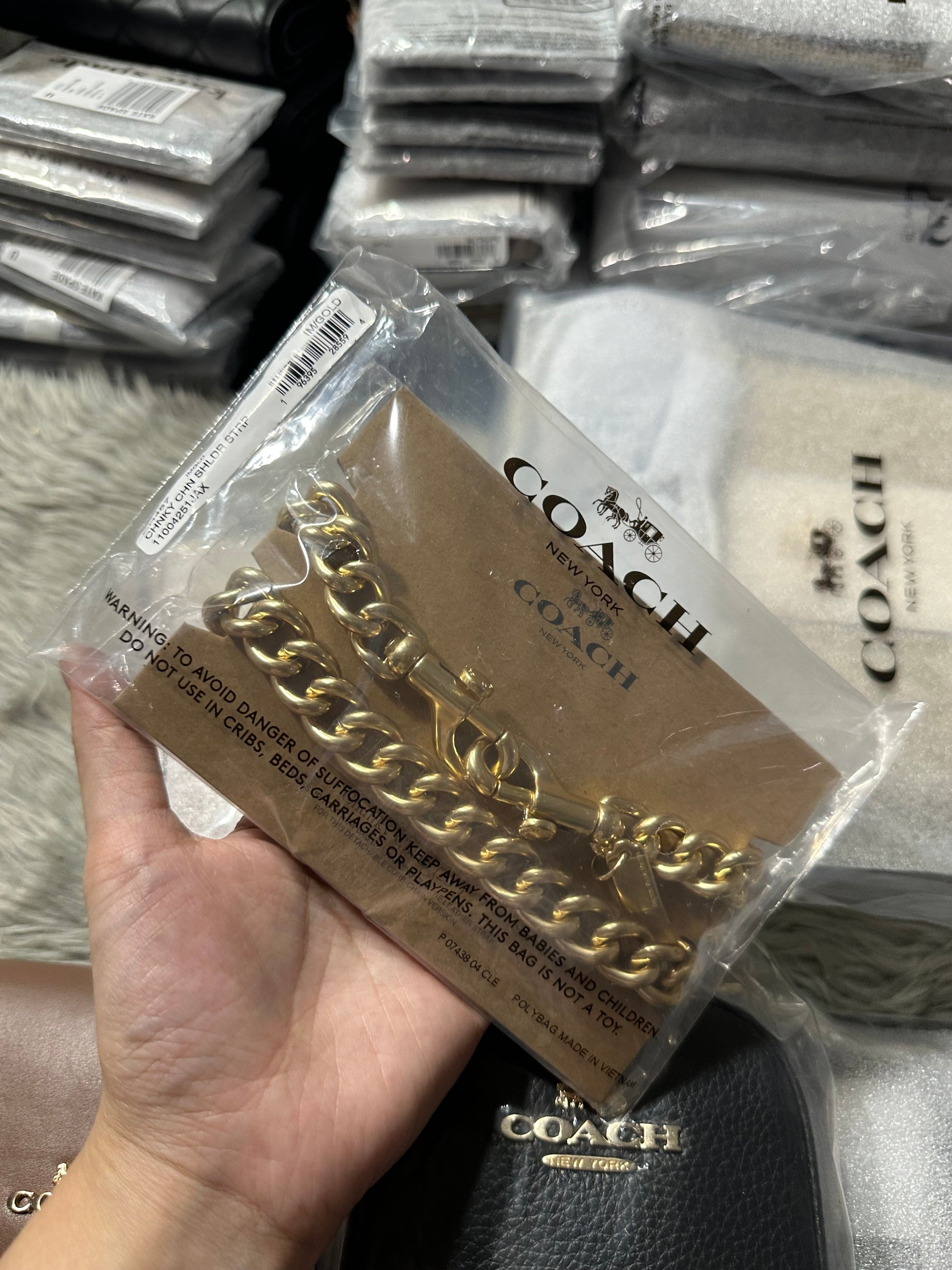 AUTHENTIC/ORIGINAL Coach Chunky Chain Shoulder Bag Strap Gold