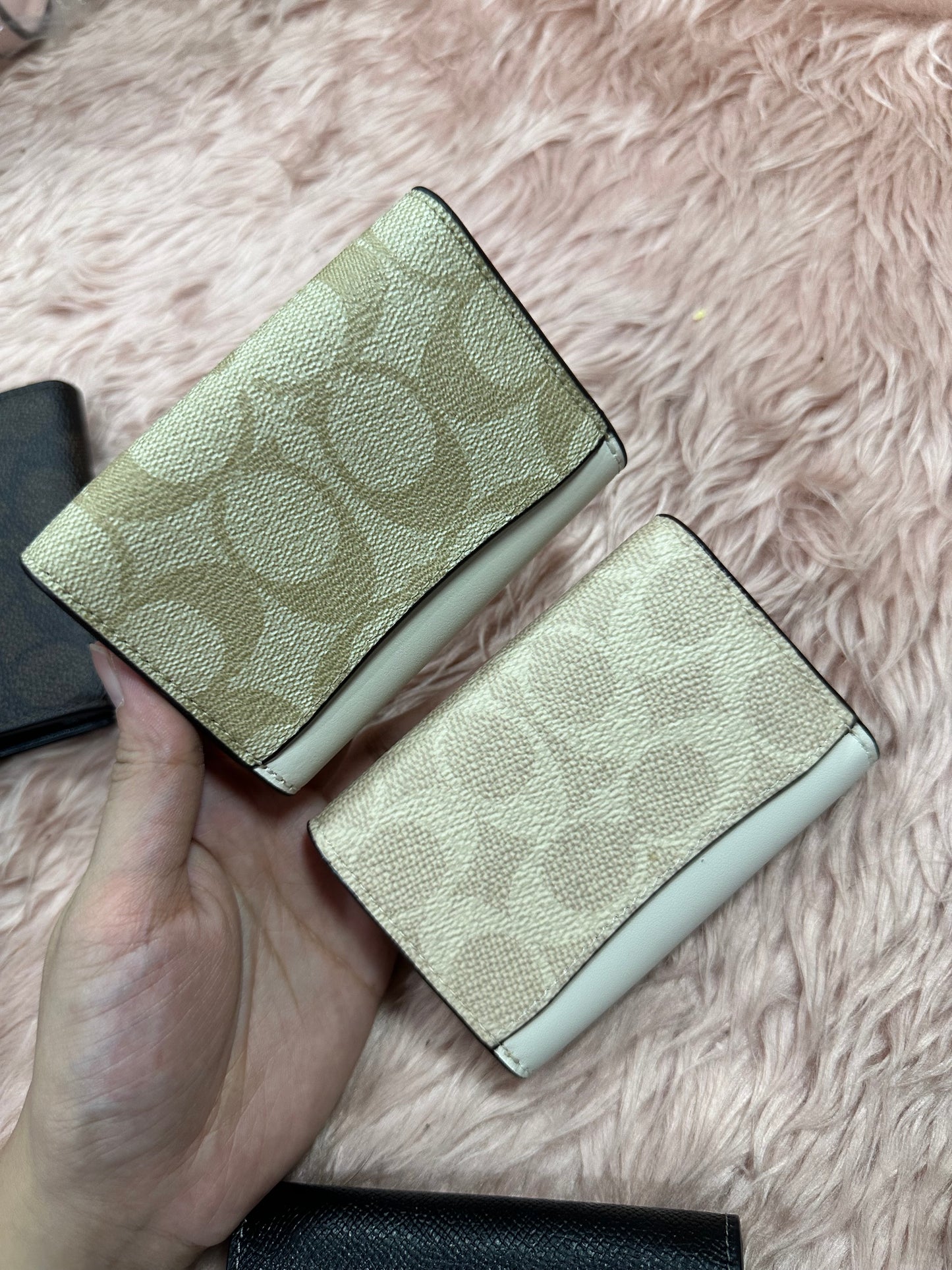 ORIG & IMPORTED CCH Flap Card Case Small Wallet In Signature Canvas pink Floral