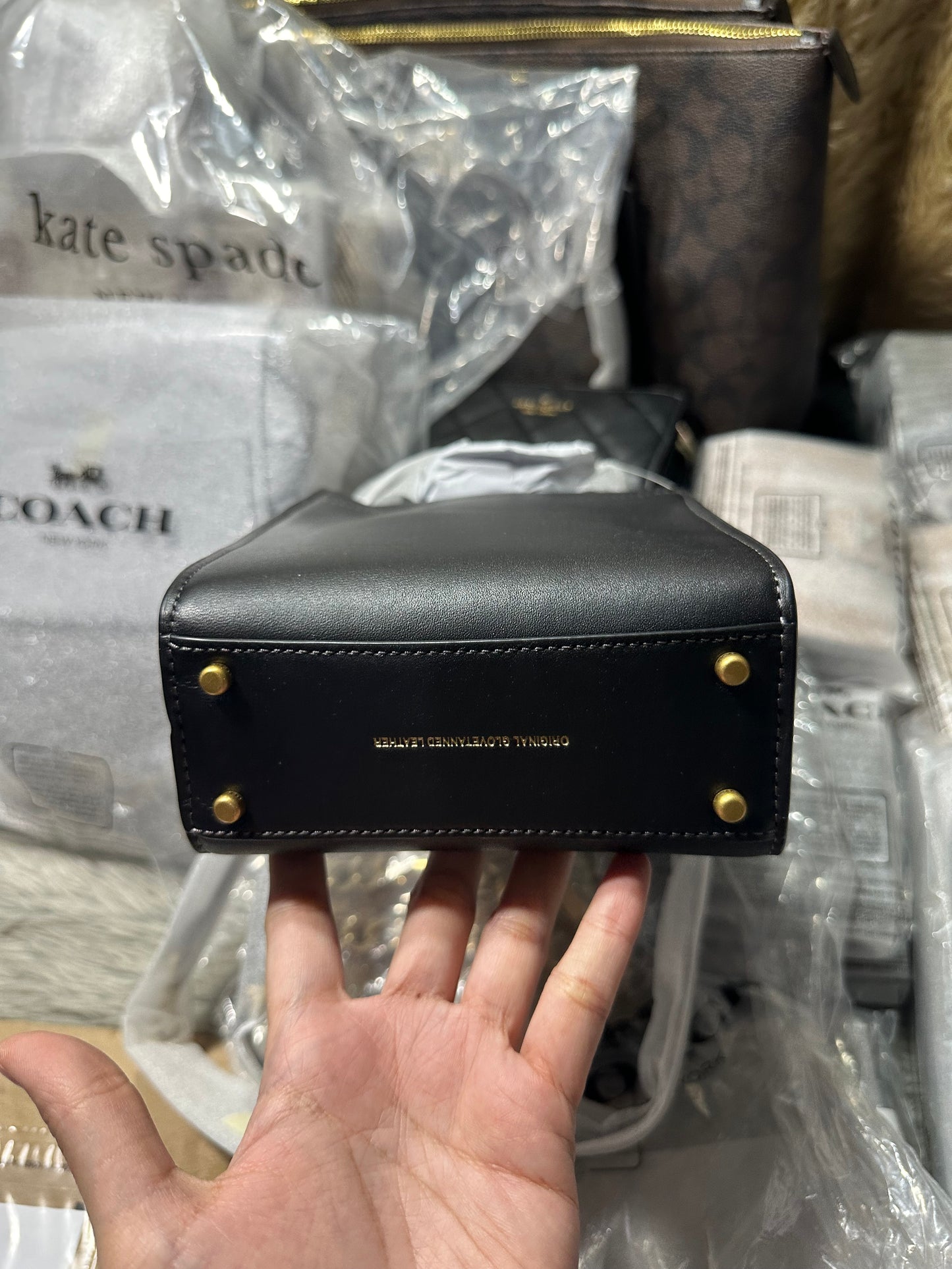 AUTHENTIC/ORIGINAL COACH Retail Mini Cashin Tote Black Small Bag