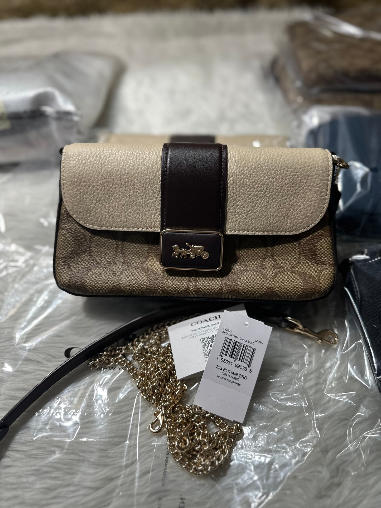 SALE! ❤️ AUTHENTIC/ORIGINAL Retail Coach Mini Grace Crossbody In Signature Canvas Bag