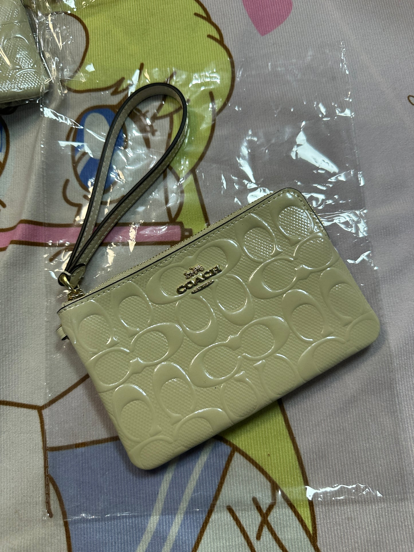 ORIG & IMPORTED CCH Corner Zip Small Wristlet Card Purse Wallet