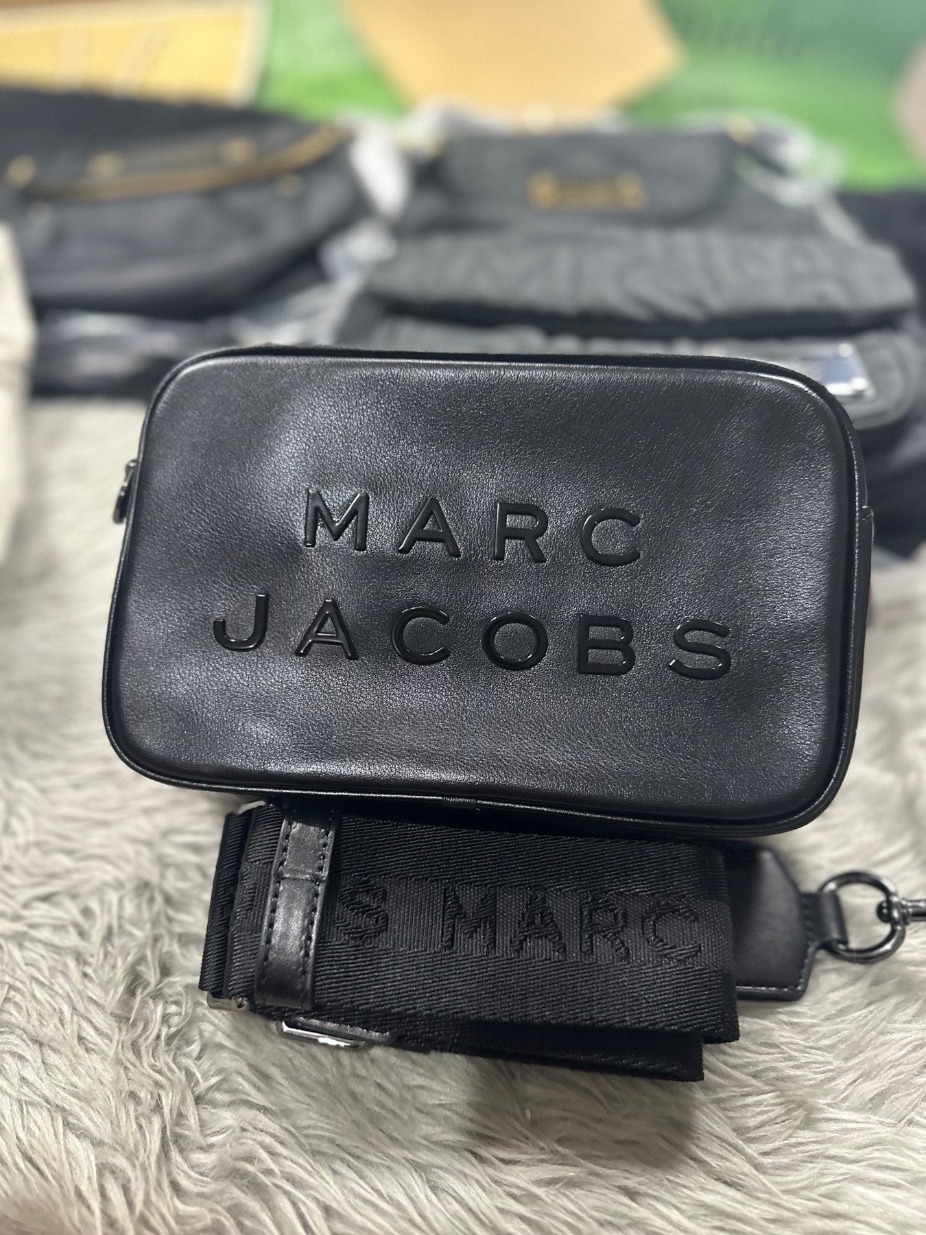 Marc sale Jacobs Flash Crossbody