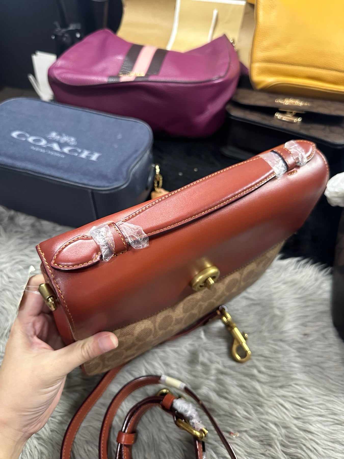 AUTHENTIC/ORIGINAL Preloved Coach Cassie Crossbody Bag with top handle In Signature Canvas Tan Rust