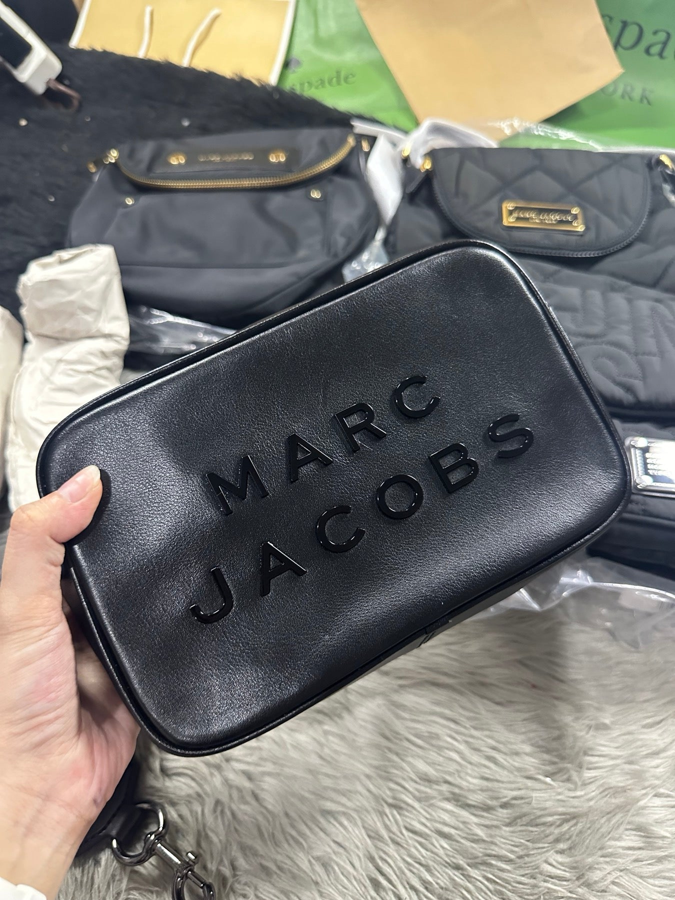 Marc Jacobs leather purse 2024 Authentic