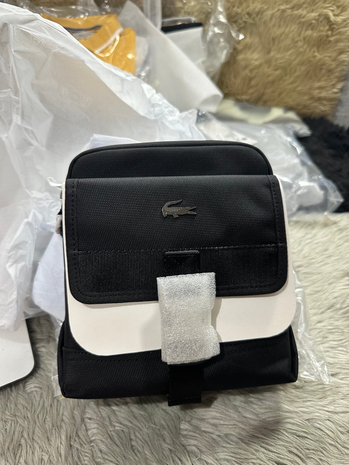AUTHENTIC/ORIGINAL Lac0st Men's Kome Crossbody Bag Black